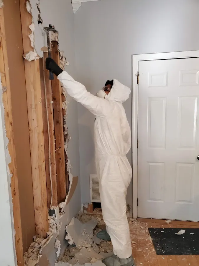 Water Damage Restoration services in Crestwood, KY